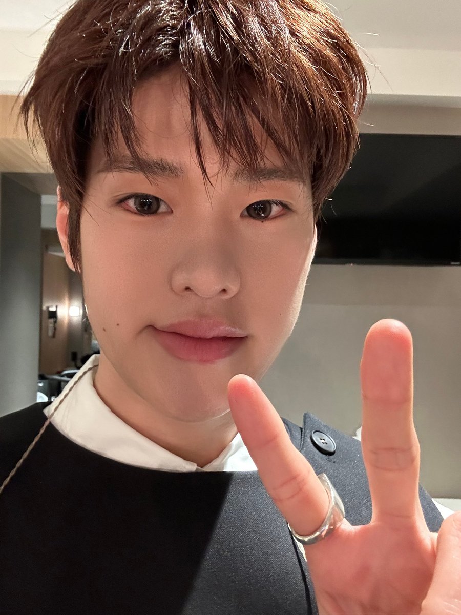 얼려먹는초딩 tweet media