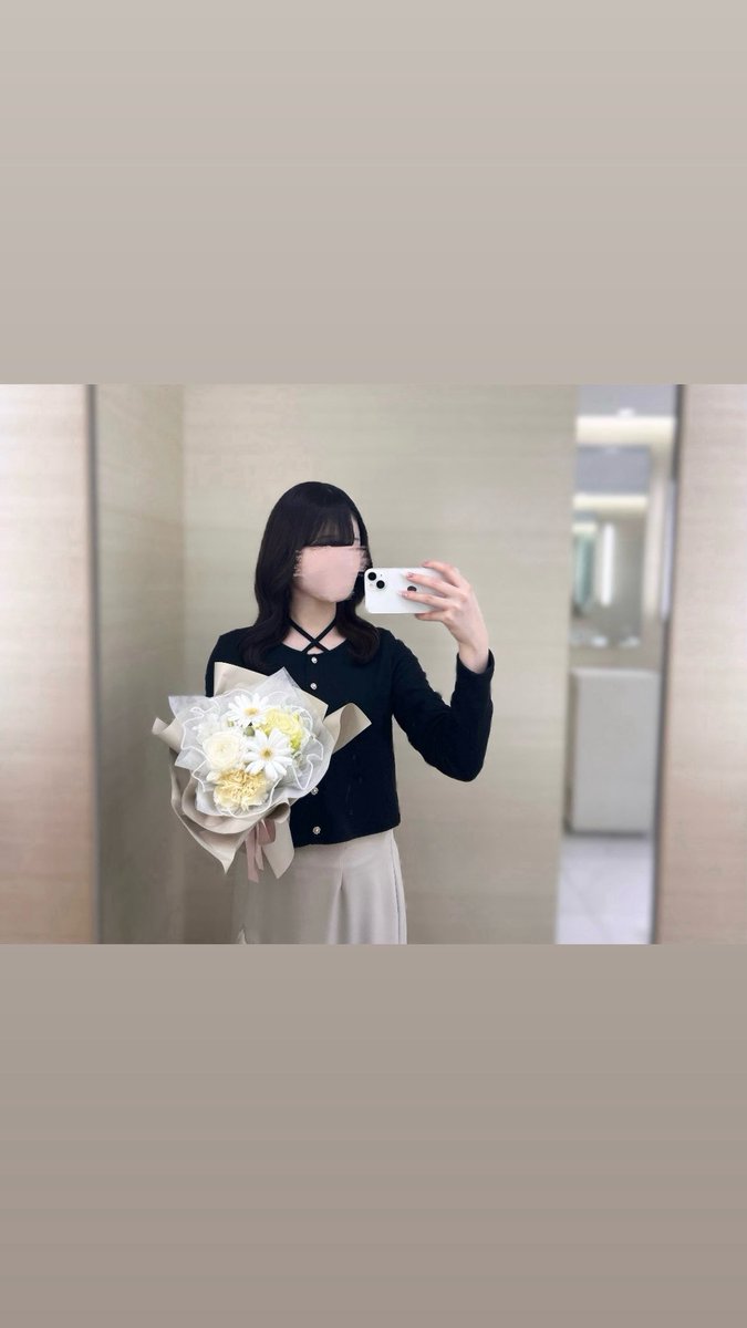 𝒮 tweet media