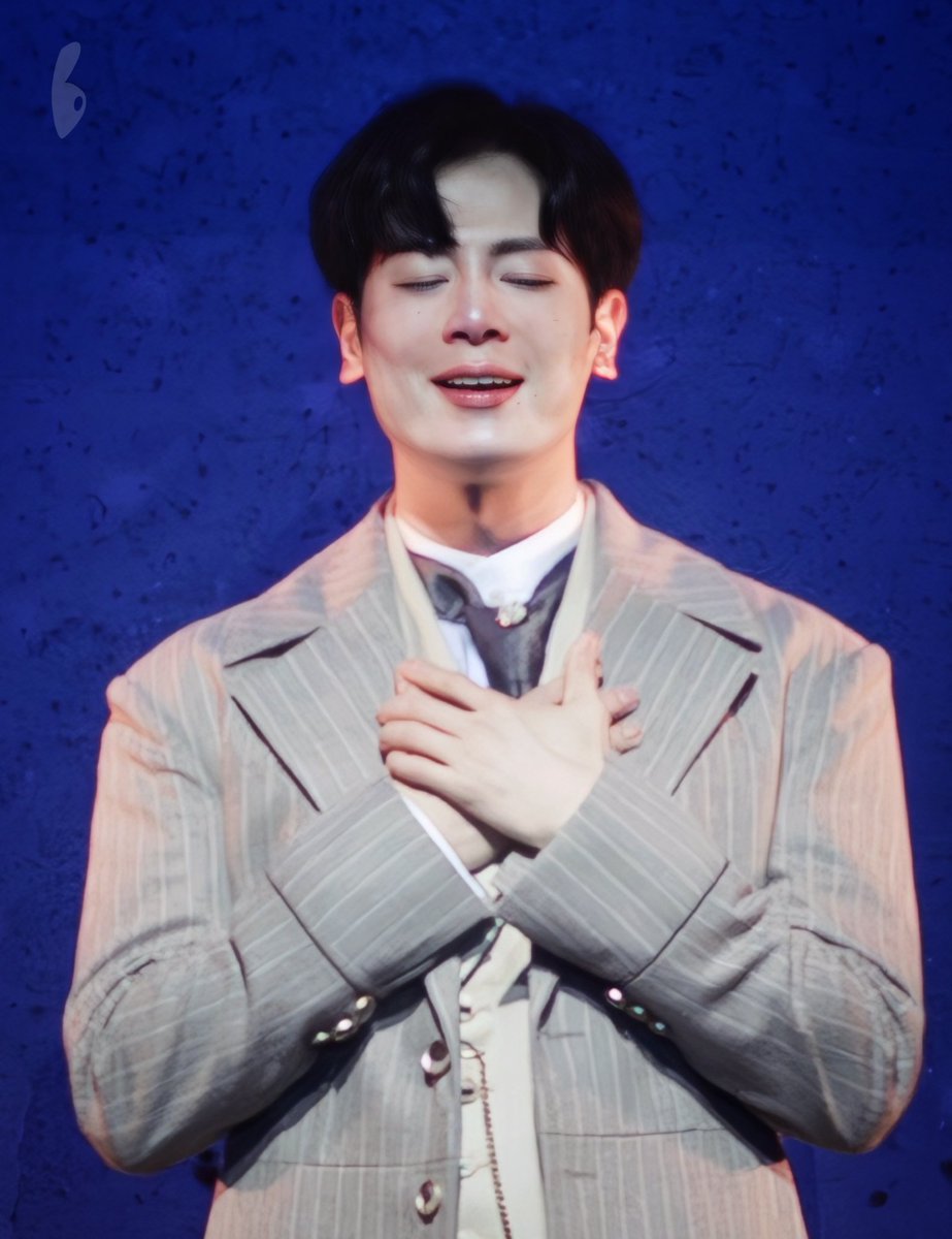✴︎초바✴︎ tweet media