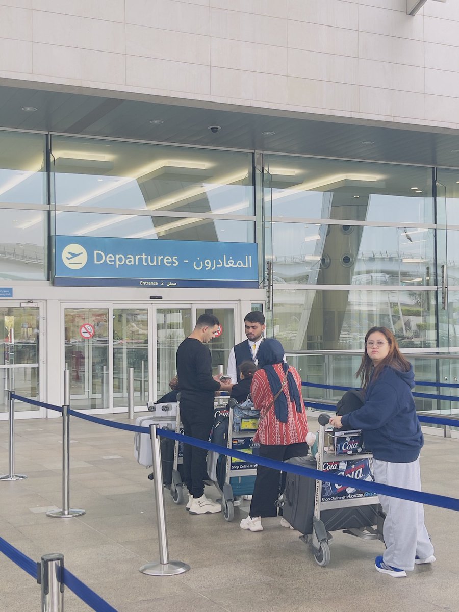 Chris 🇵🇭🇸🇬🇦🇪 tweet media