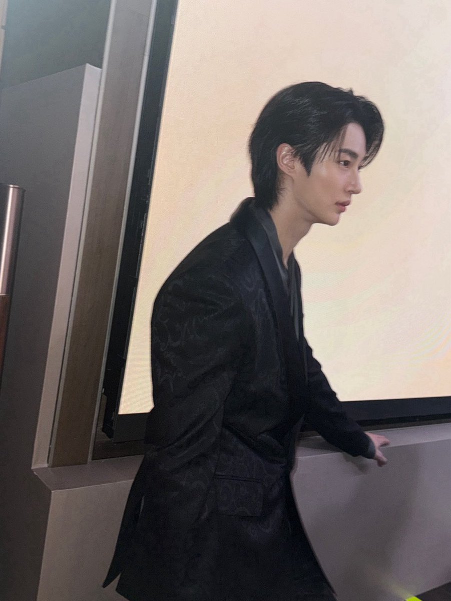 바나뿅 tweet media