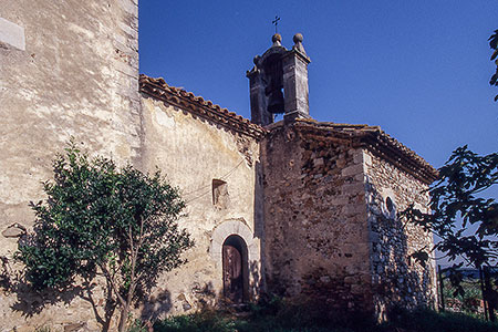 _Gran_Maestre's tweet image. Comanda d'Aiguaviva, (Aiguaviva, Gironès) ✠

Sabies que els templers també estaven presents a Aiguaviva? La seva comanda formava part d’una xarxa discreta però essencial per sostenir econòmicament l’orde a Catalunya. 

#Templers #HistoriaDeCatalunya #Patrimoni #Catalunya