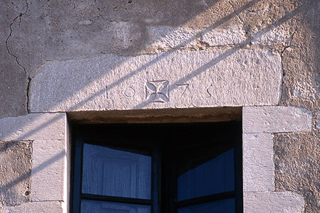 _Gran_Maestre's tweet image. Comanda d'Aiguaviva, (Aiguaviva, Gironès) ✠

Sabies que els templers també estaven presents a Aiguaviva? La seva comanda formava part d’una xarxa discreta però essencial per sostenir econòmicament l’orde a Catalunya. 

#Templers #HistoriaDeCatalunya #Patrimoni #Catalunya