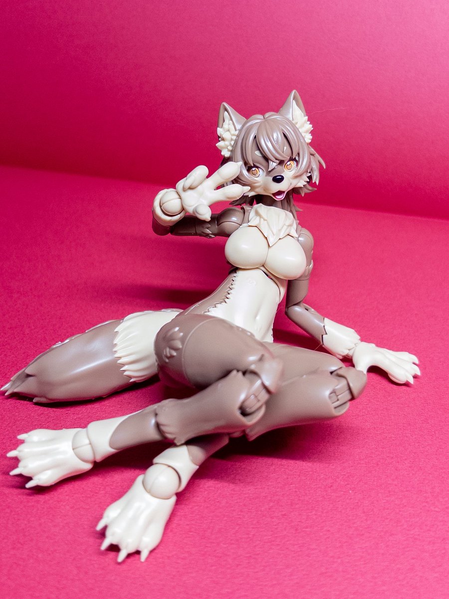 素組みだけでポーズとって遊んでみる

 #けもプラギャラリー出展中