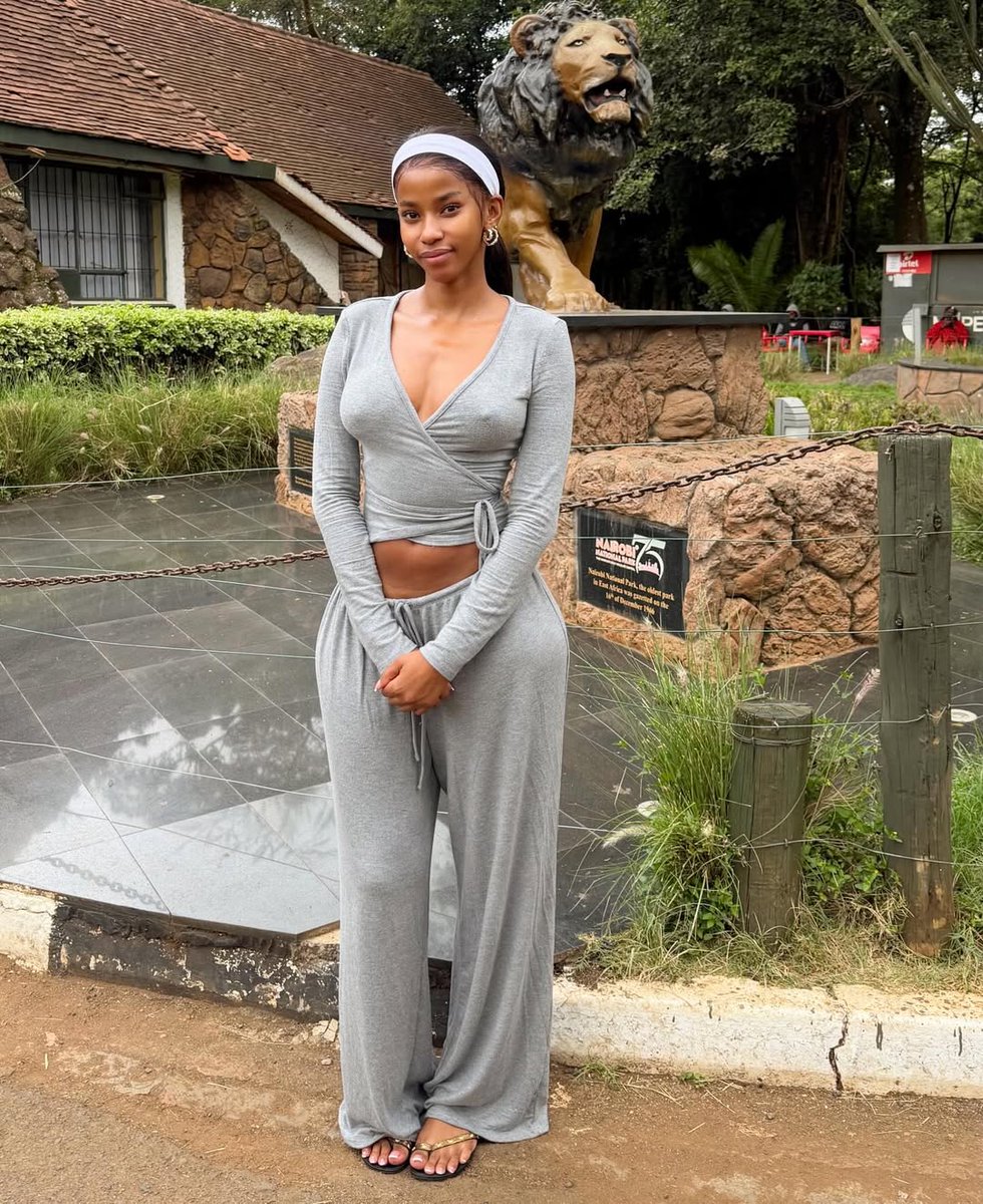 Nomsa Silent User tweet media