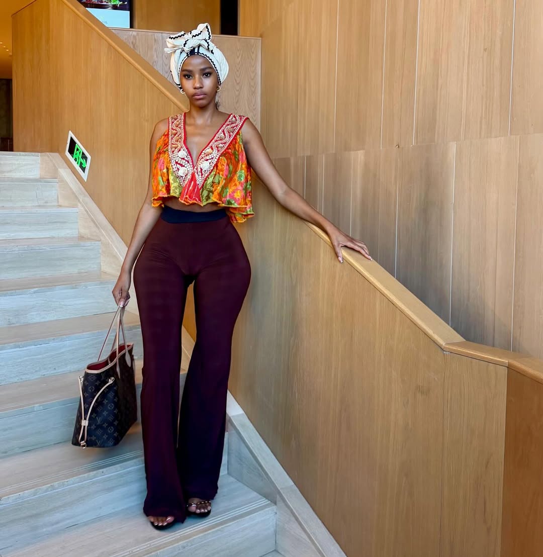 Nomsa Silent User tweet media