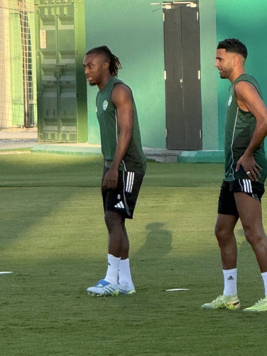 وسام tweet media