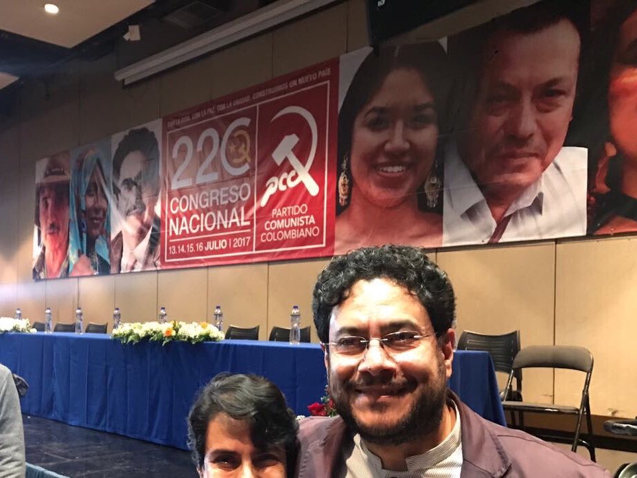 Petrismo Out of Context tweet media