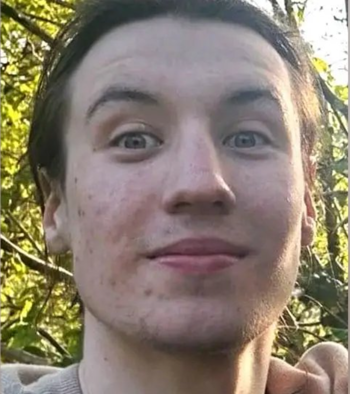 Red Lip Riots tweet media