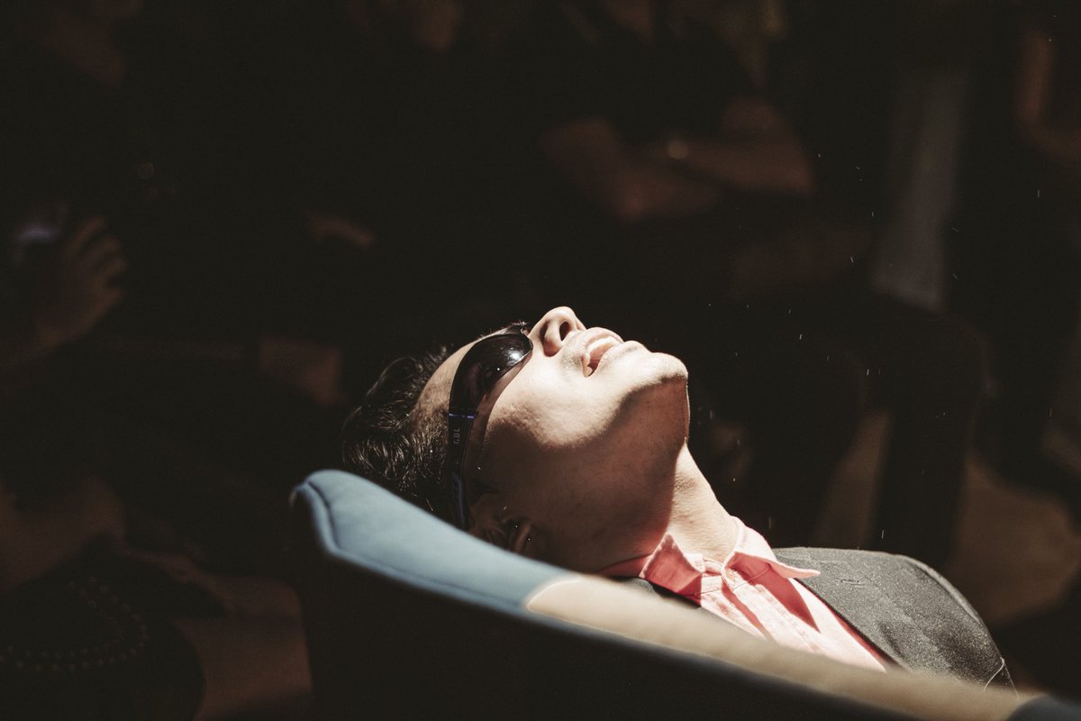 Ibacache's tweet photo. Teatro Exprés 🎭 👽 
Cuatro estrenos en Espacio Londres:
- Alter Office, de Eduardo Fuenzalida
- La negociación, de Ignacio Peralta 
- Alien, de Antenor Allendes
- Un desconocido duerme con tu cara, de Carla Zúñiga 
Hoy desde las 15h
Londres 55
Fotos: Cristóbal Hidalgo https://t.co/4wdj567b0R
