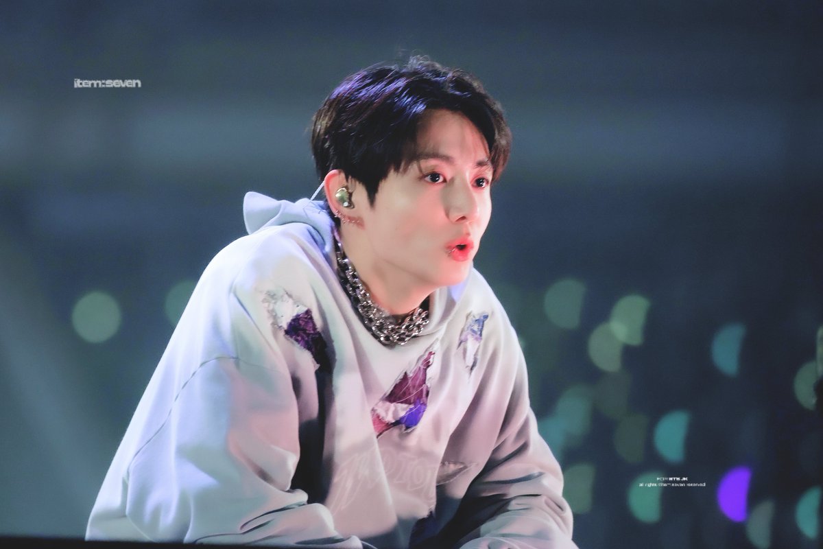 ItemsevenJK tweet media