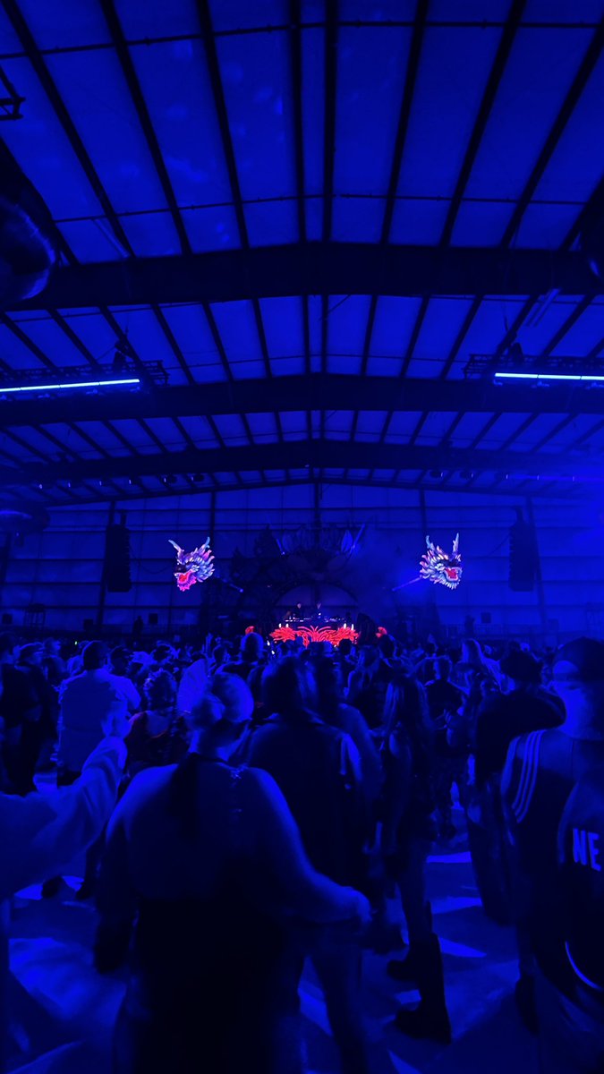 xɹnʍɐʞ 🖤 tweet media