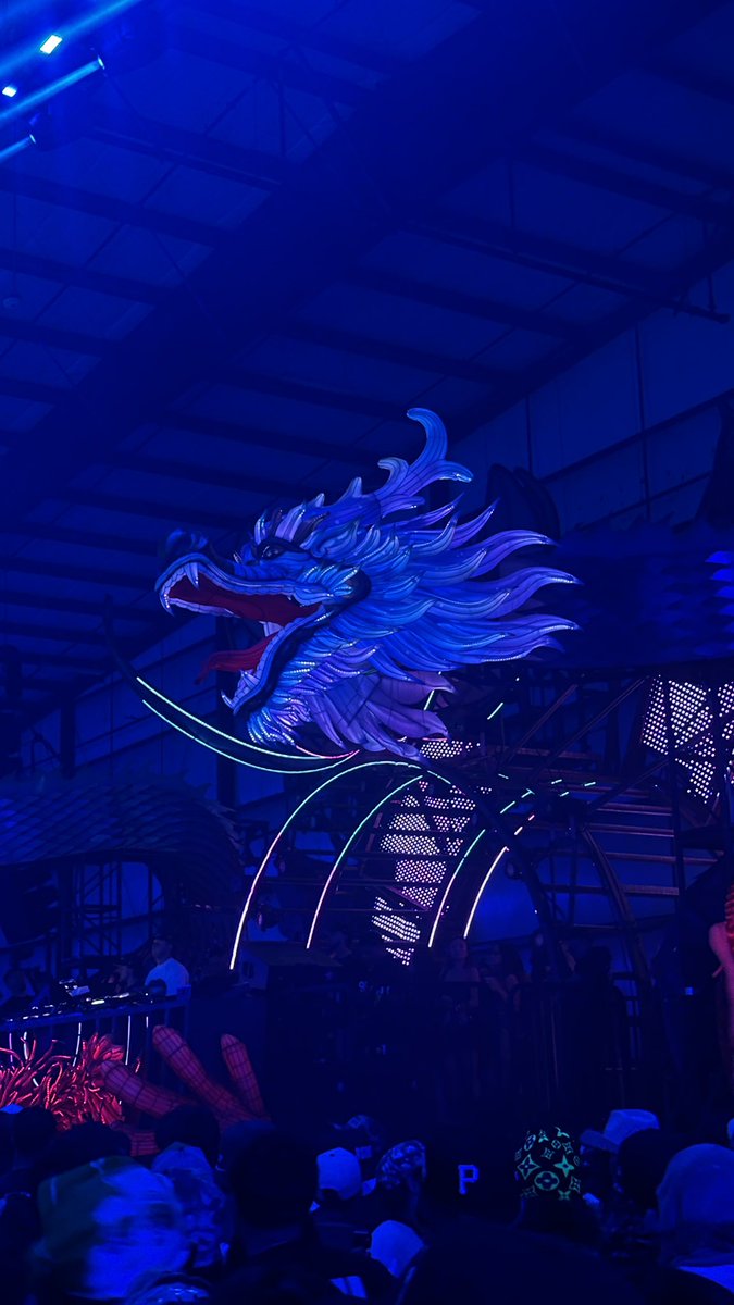 xɹnʍɐʞ 🖤 tweet media