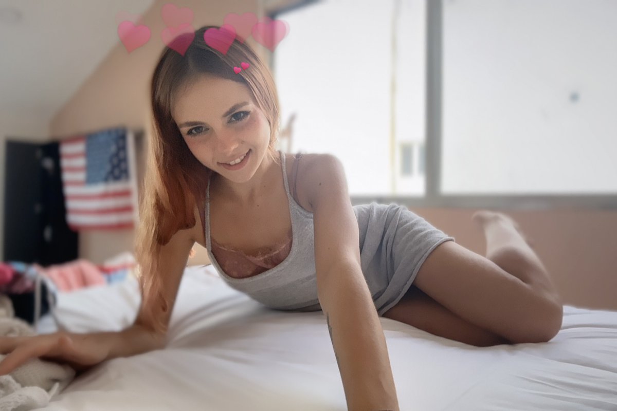 cutepupa's tweet image. #hello world 💗 hope your sunday is as good as mine