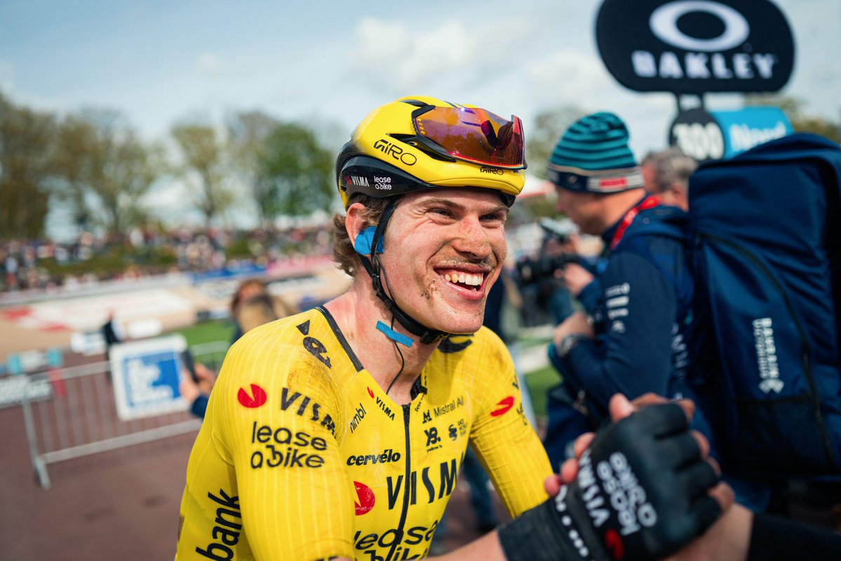 Team Visma | Lease a Bike tweet media