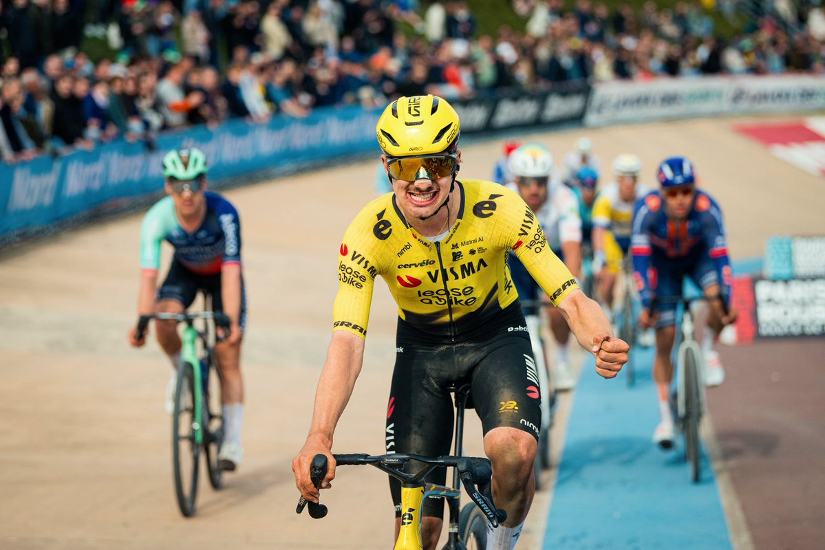 Team Visma | Lease a Bike tweet media