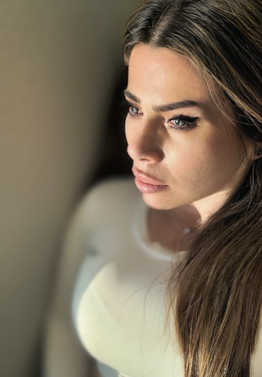 Yarım kaldı sandım,
Tamamı buymuş.