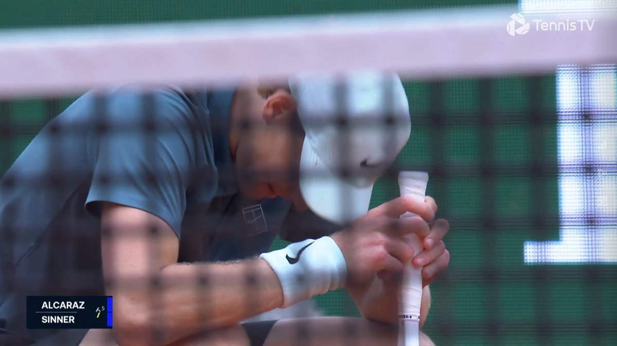 sinnervideos's tweet photo. JANNIK SINNER IS MONTE CARLO CHAMPION. HIS FIRST BIG TITLE ON CLAY. HIS THIRD CONSECUTIVE MASTERS THIS SEASON. BACK AT WORLD NUMBER ONE. https://t.co/vkiiPYXitA