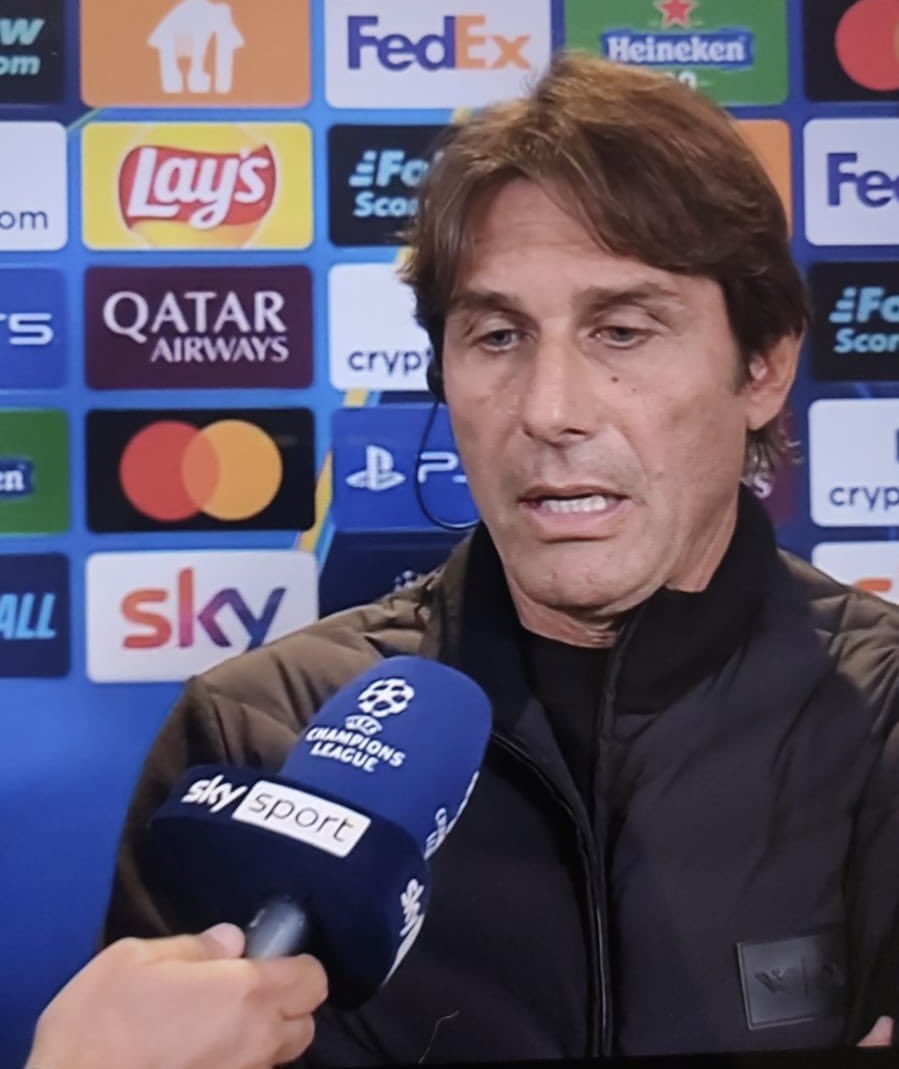 Mago Merlino tweet media