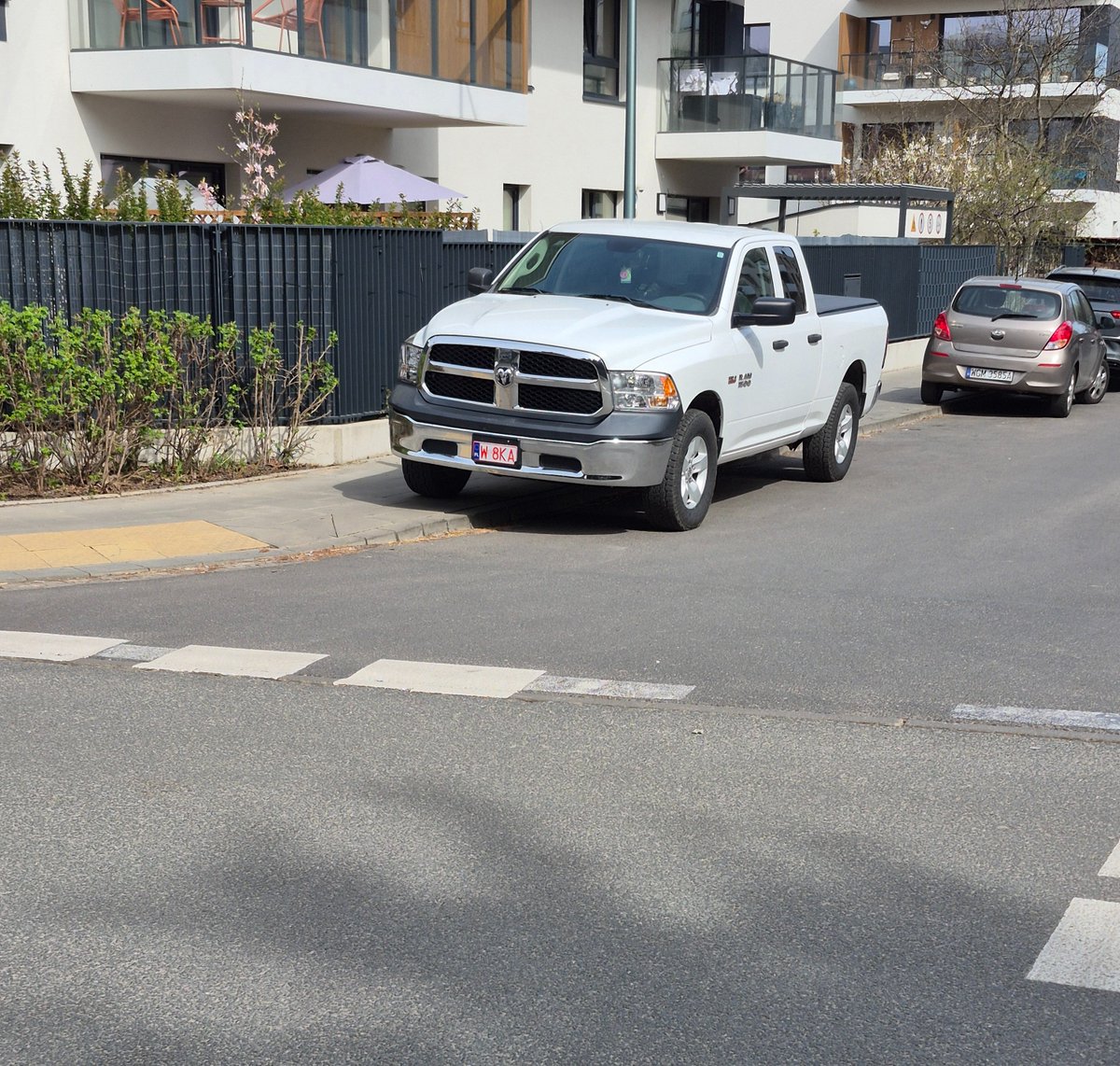 Outskirts 🔴 tweet media