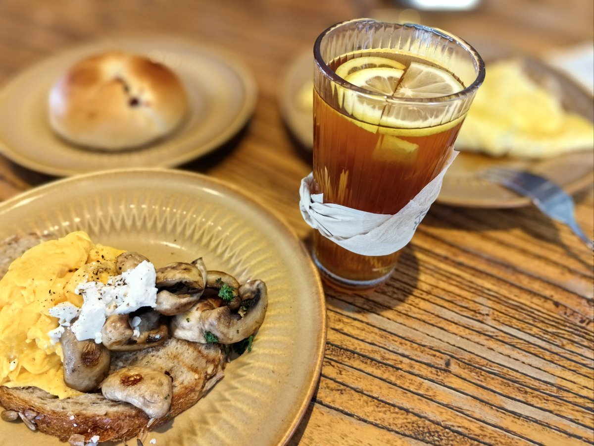 Chris Thomas tweet media