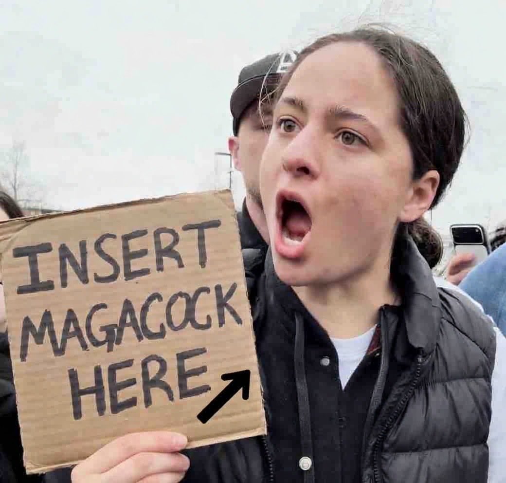 Mug Costanza tweet media