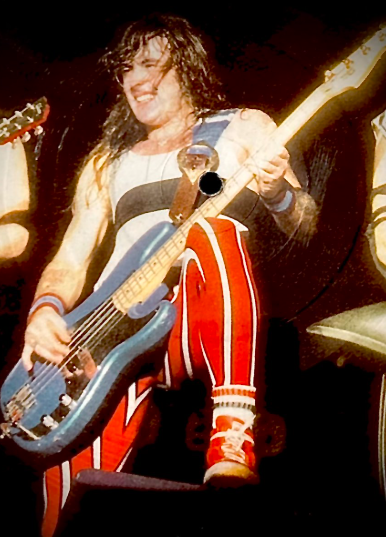 Guitarbizon tweet media