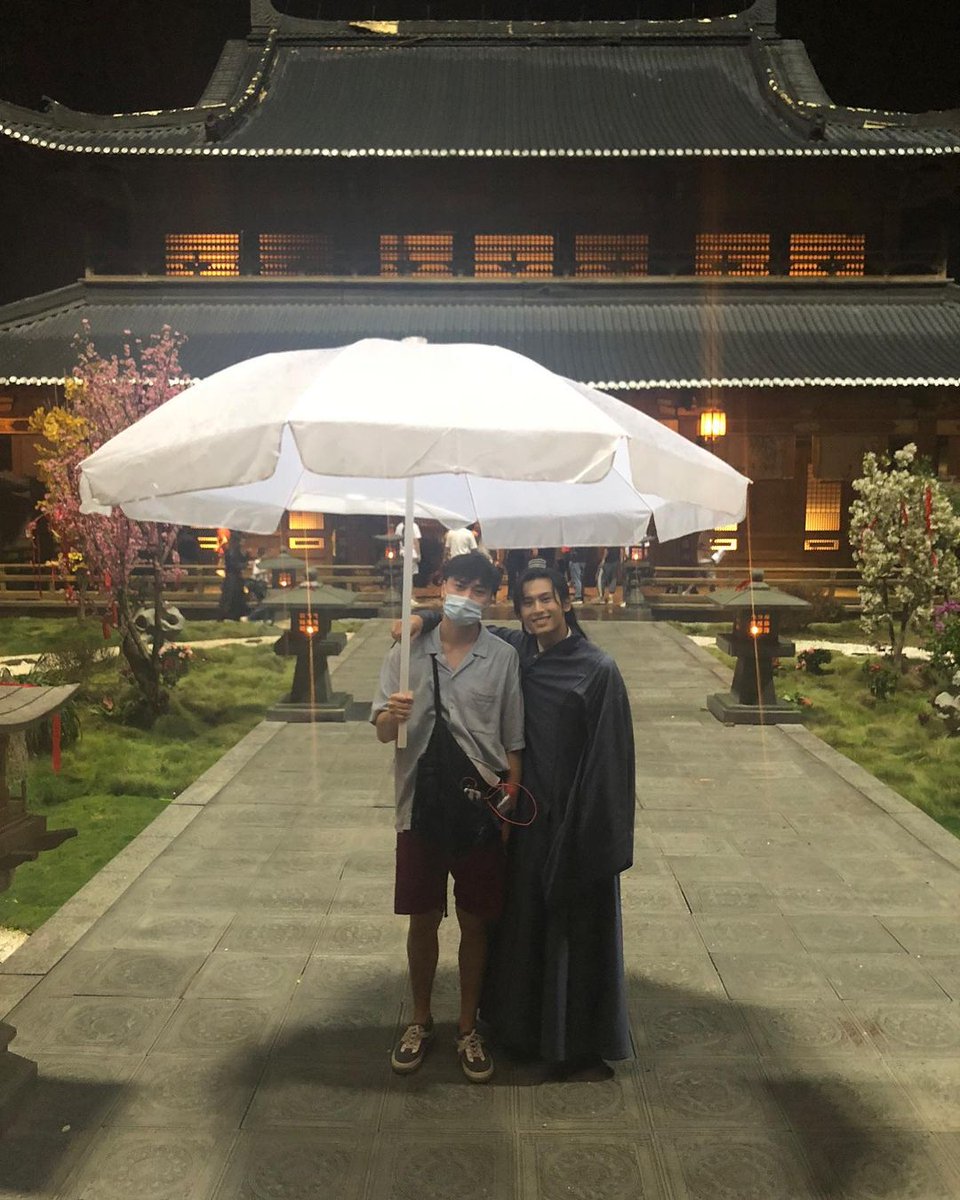 KageHikaru's tweet photo. #TheRealZhangZhehan daily themes
ZH &amp; umbrellas ☂️💙
#ZhangZhehan #张哲瀚

theme calendar: https://t.co/XF0NV3SNaS https://t.co/wntAiAjDMY