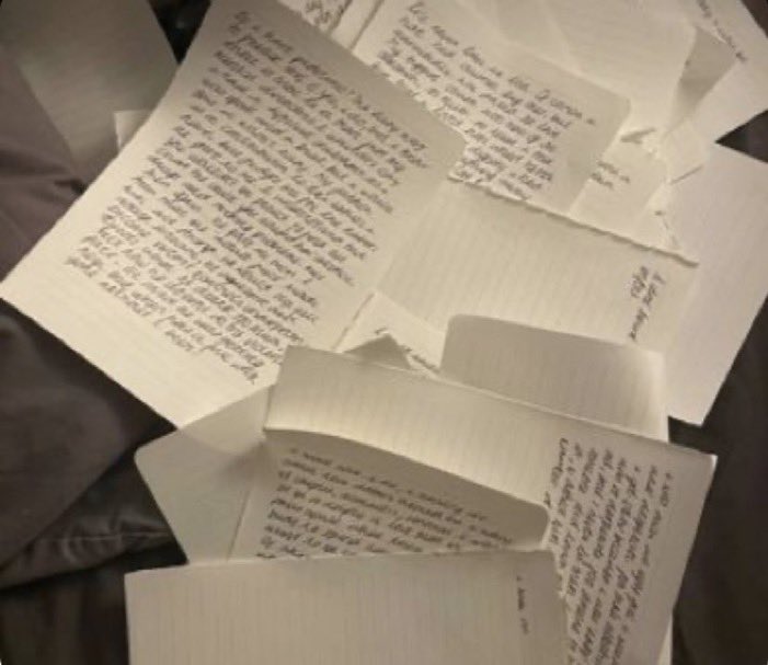 henriqez tweet media