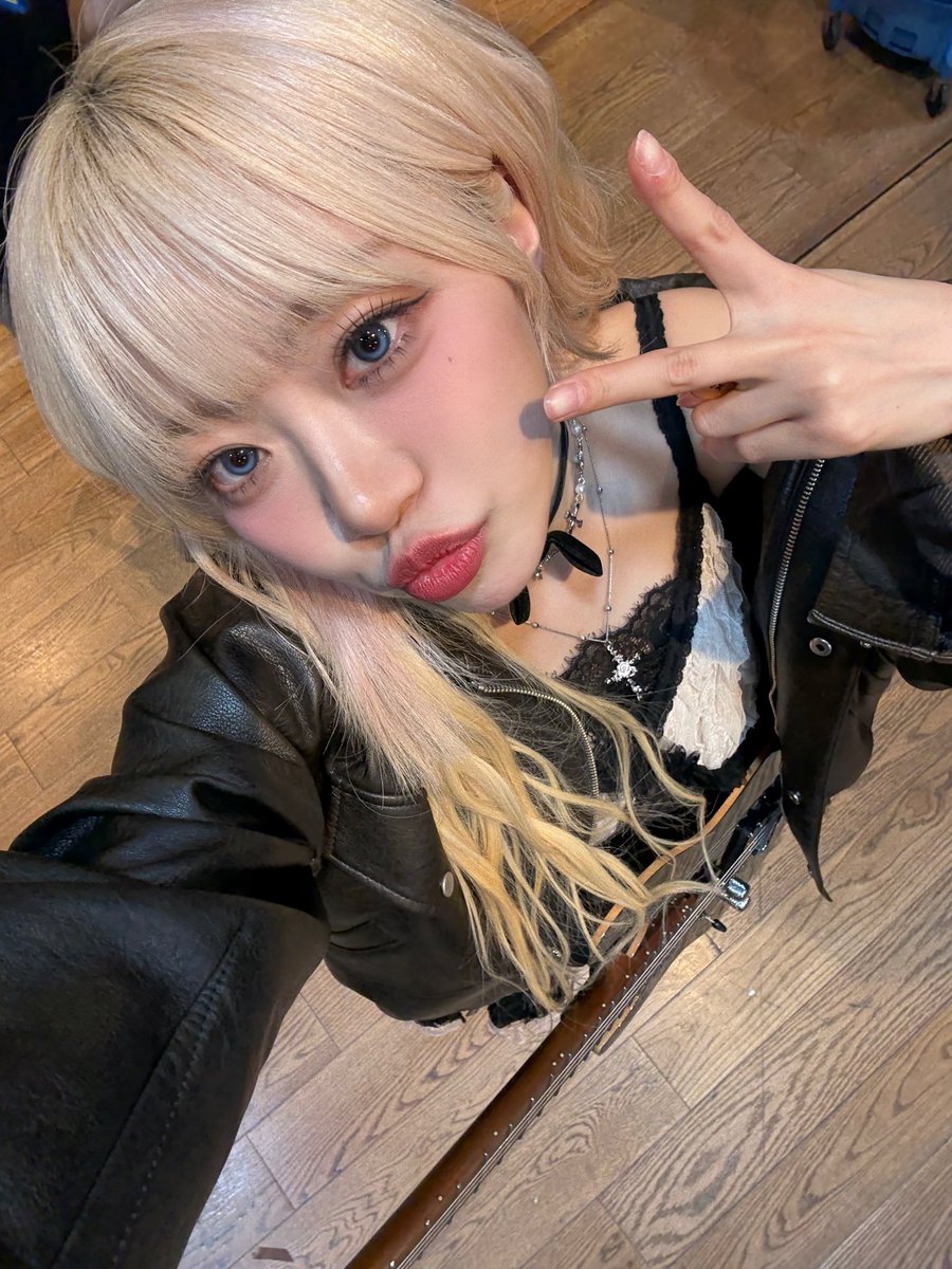 지지원 zzone tweet media