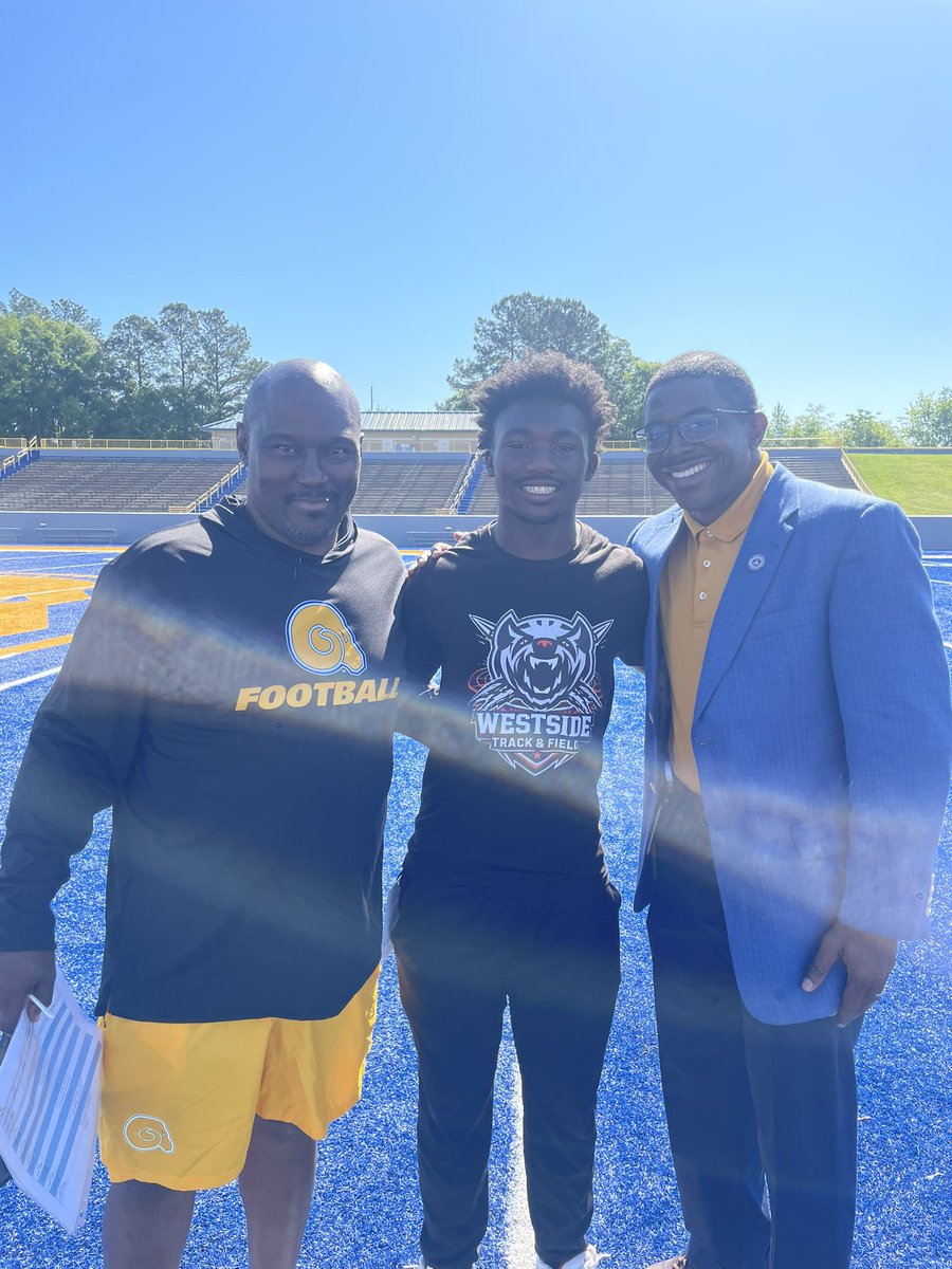 JamisonD2026's tweet photo. Blessed to have an opportunity to watch Albany State University scrimmage!!! Thank you @CoachBowser2 for the opportunity!!!! https://t.co/U6WqlJ29fo