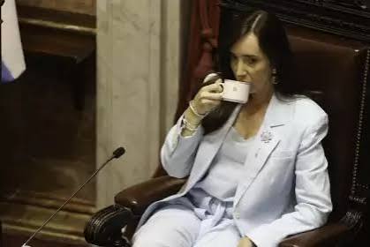 EAGLE🦅 tweet media