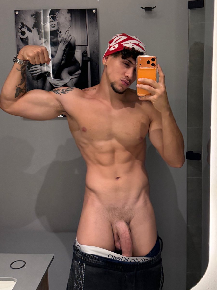 Papi Juancho tweet media