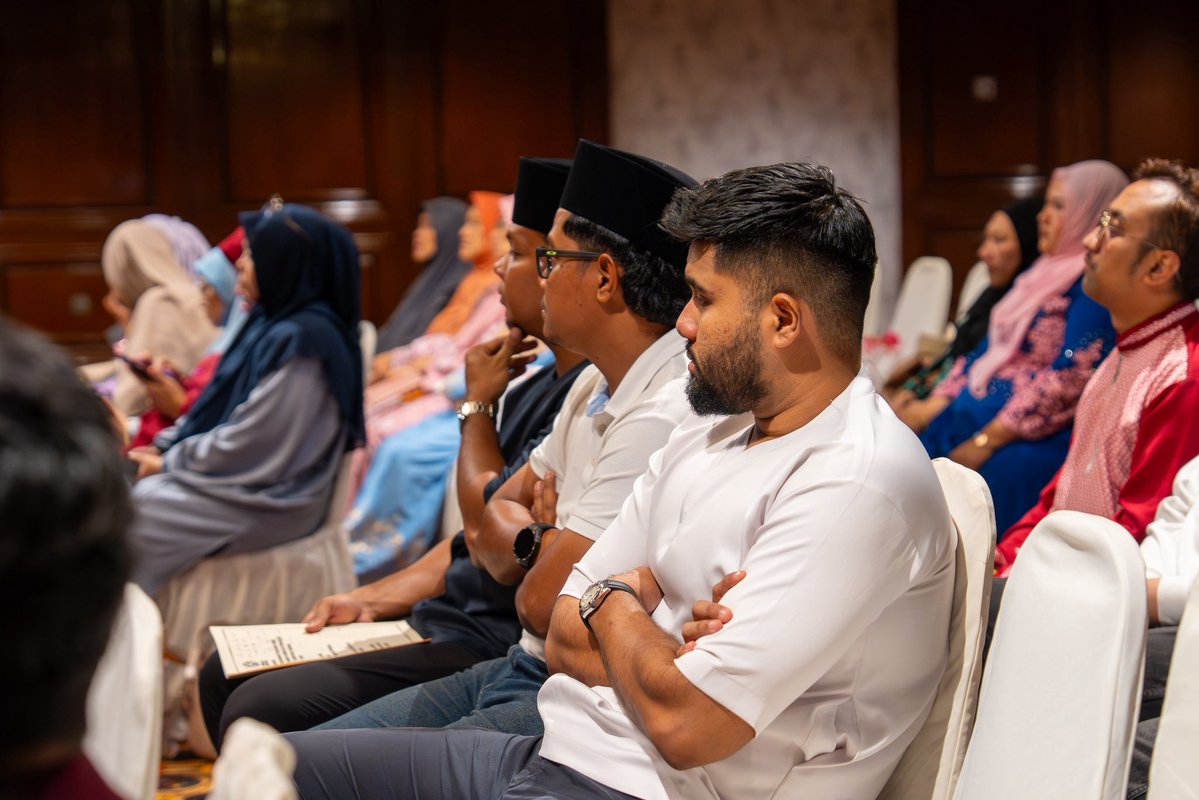 joharighani's tweet image. Sekitar suasana Mesyuarat UMNO Cawangan Kompleks Perniagaan Jalan Kg. Pandan. Tahniah dan terima kasih saya ucapkan kepada semua ahli cawangan - Wanita, Pemuda dan Puteri atas penglibatan yang begitu komited bagi menjayakan persidangan mesyuarat cawangan ini.

#UMNO