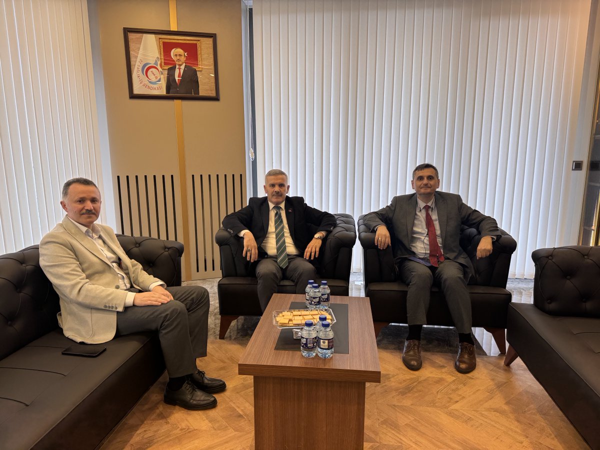 enginerbasaran's tweet photo. Aile Sosyal İl Müdürü Sn.Hüseyin MOLLAOĞLU
Aile Sosyal İl Müdür Yardımcısı Sn.Aytekin EZBER yeni hizmet binamızda bizleri ziyaret etmişlerdir. Kendilerine nazik ziyaretlerinden dolayı şükranlarımı sunuyorum. https://t.co/jwiR59MwSd
