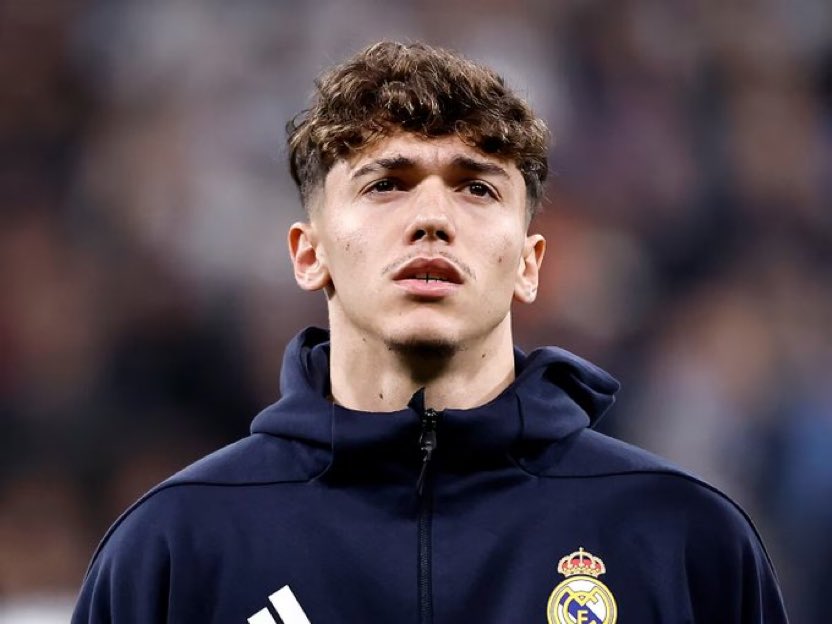 (fan) REAL MADRID FANS 🤍 tweet media