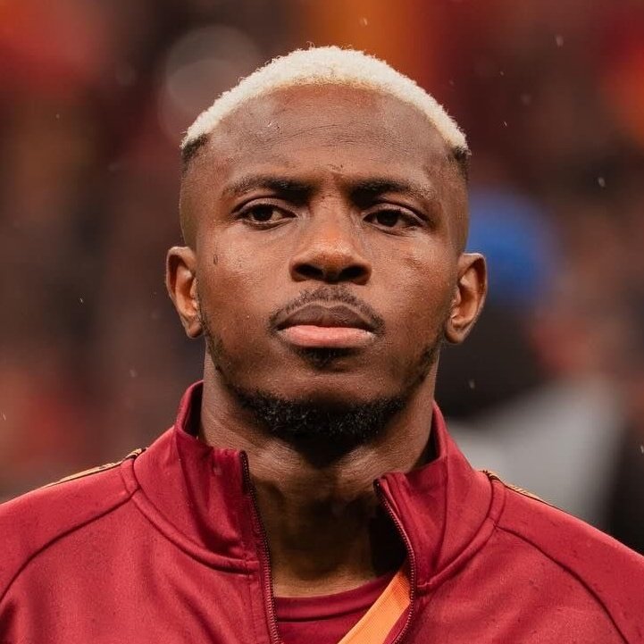 Biz takımın yarısı yüzde 80 i yada yüzde 90 ı falan diyorduk...
Meğer takım Osimhen den ibaretmiş...