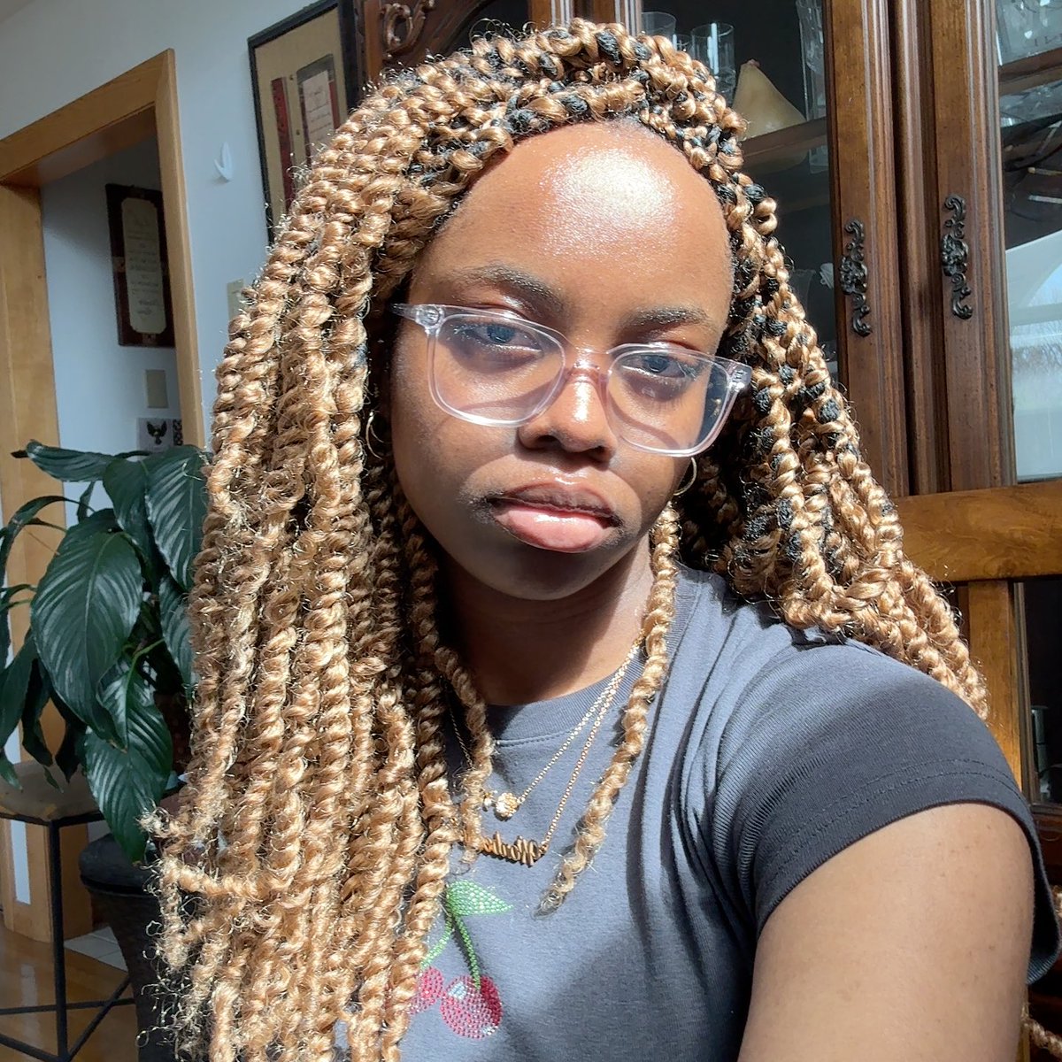 ‎‏َ tweet media