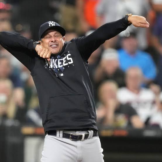 DanClarkSports's tweet image. The #Yankees last five games...

• Loss
• Loss
• Loss
• Loss
• Loss

#RepBX