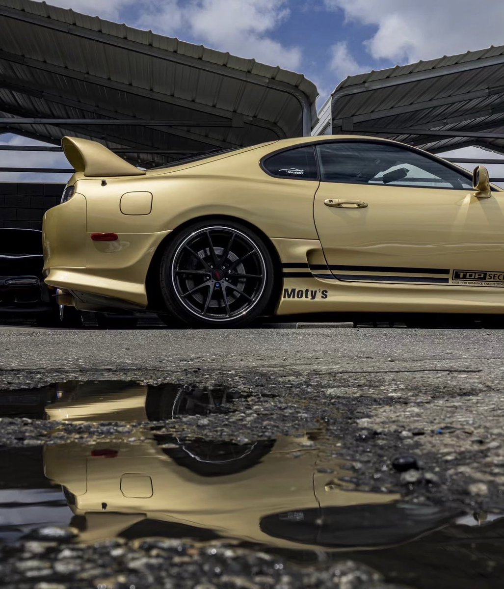 𝙎𝙪𝙥𝙧𝙖 𝙑𝙖𝙪𝙡𝙩 tweet media