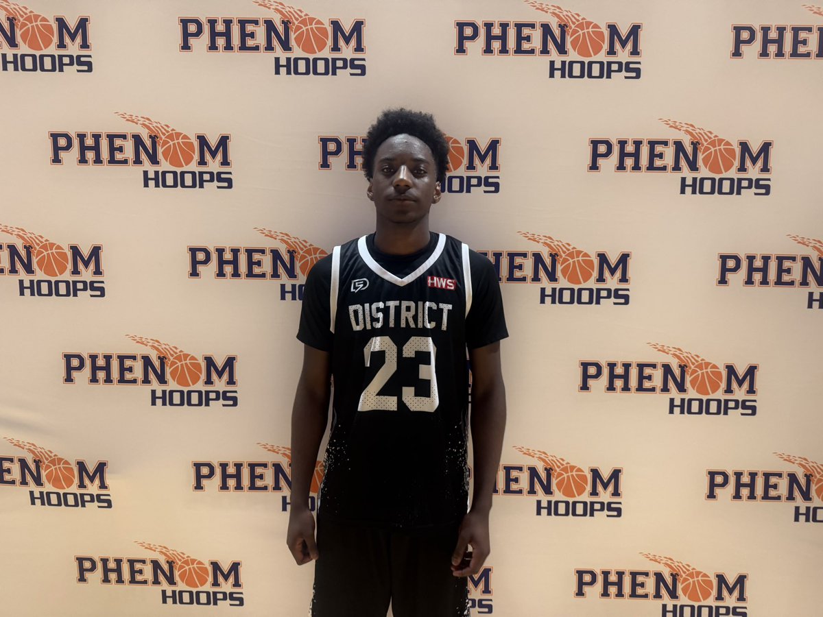 FINAL
#phenomGrassrootsTOC
District 16u-80
Amare Mcclinton 27 points 
Kyree Floyd 12 points 

Andre Catlett Elite 16u-53