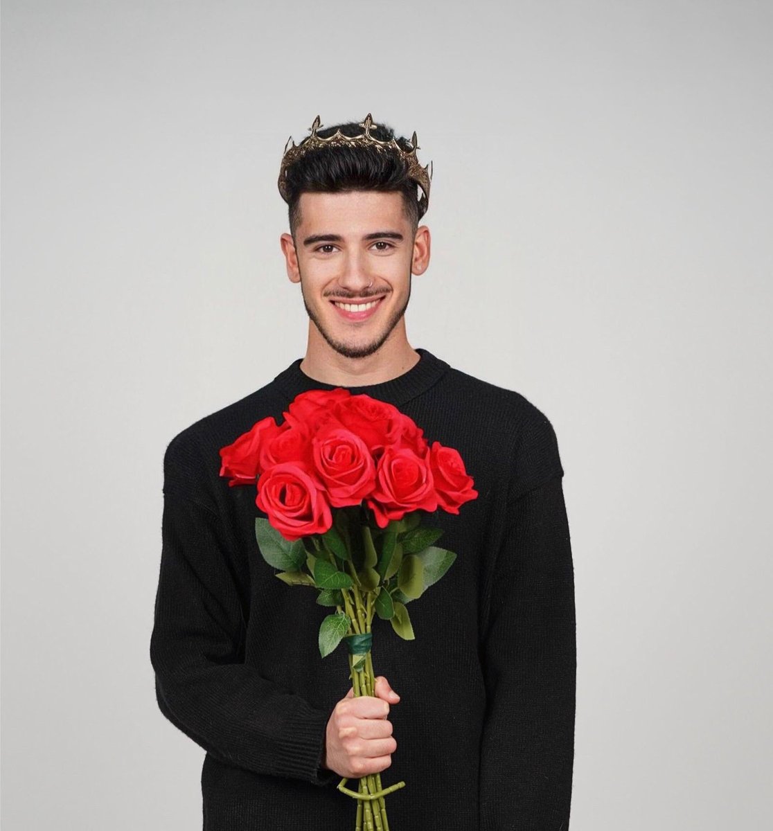 Gio/Almost a Superhero🦸🏻♂️ tweet media