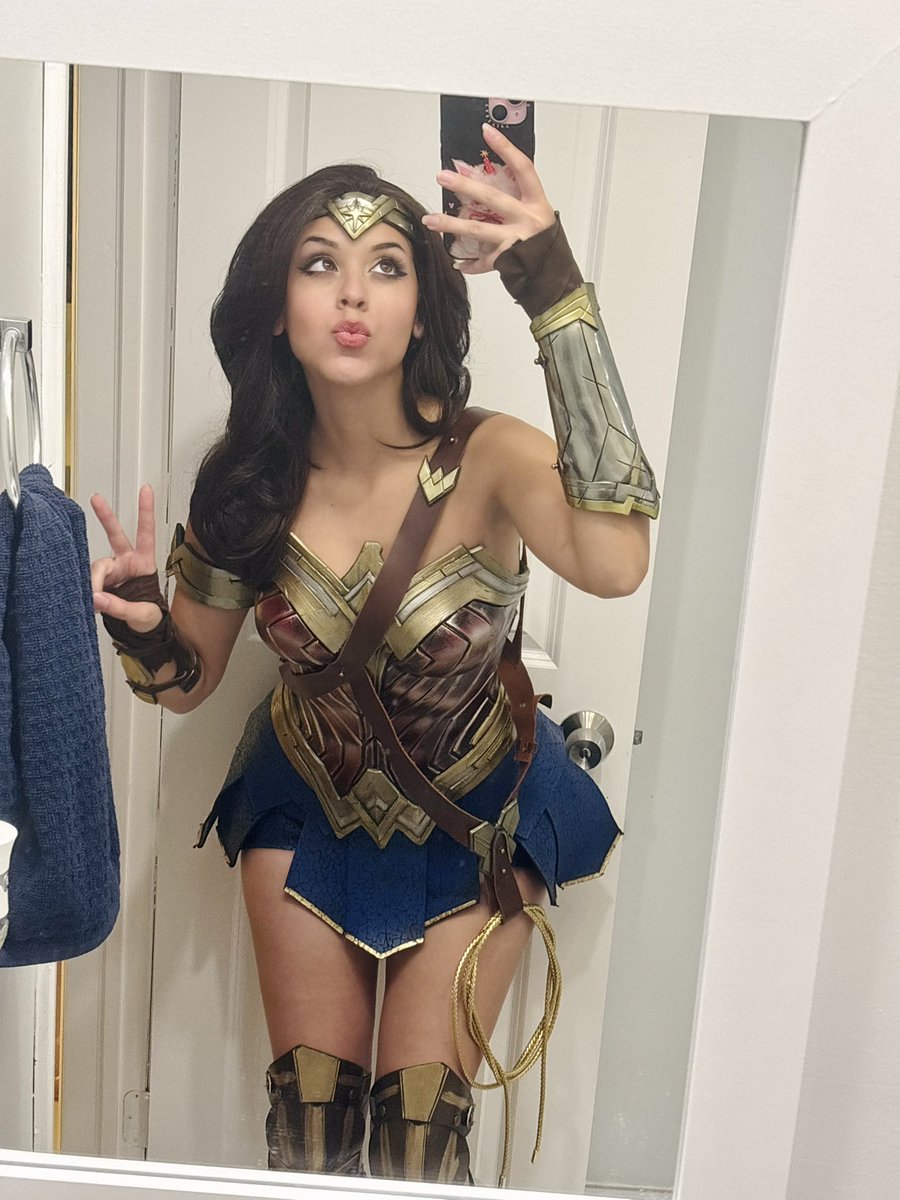 I’m just happier in my armor I think ✨