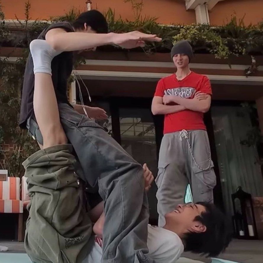 상타치 tweet media