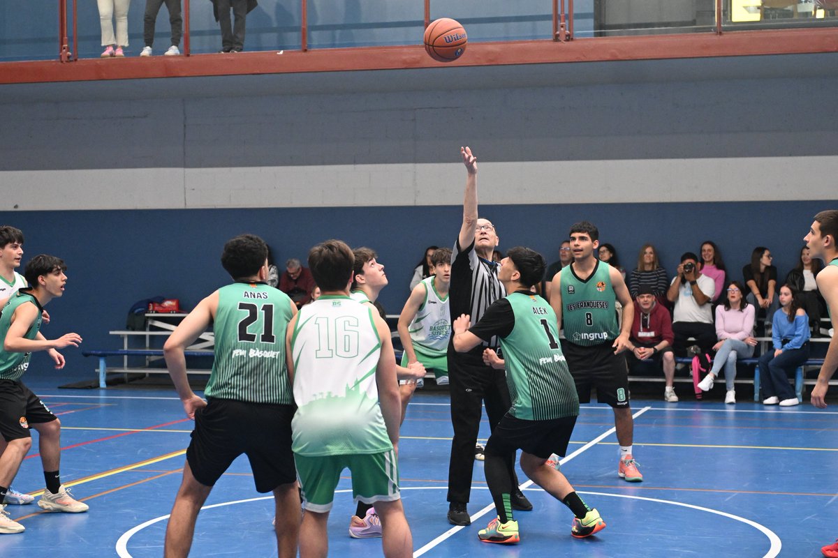 David R. Jover tweet media