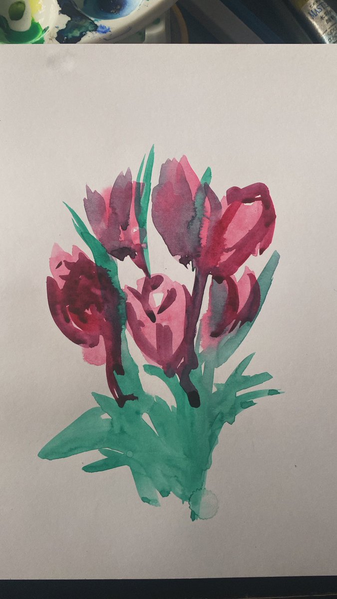 Tozanthecreator's tweet image. I wanted to experiment with creating flowers with the Wet-in-wet watercolor style.
I let my creativity run free and created 4 pieces (the last one is wet-in-wet watercolor with salt sprinkled).
#traditionalartist #art #artist #wetinwetwatercolor