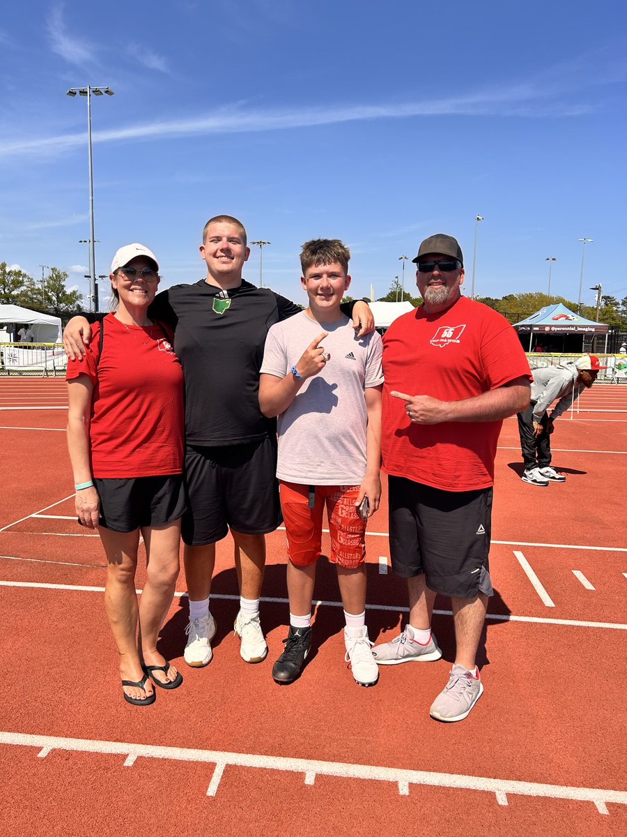 Jax Bowen |C/O 2031 | C/OG/LS | 5’11 180lbs 3.6GPA tweet media