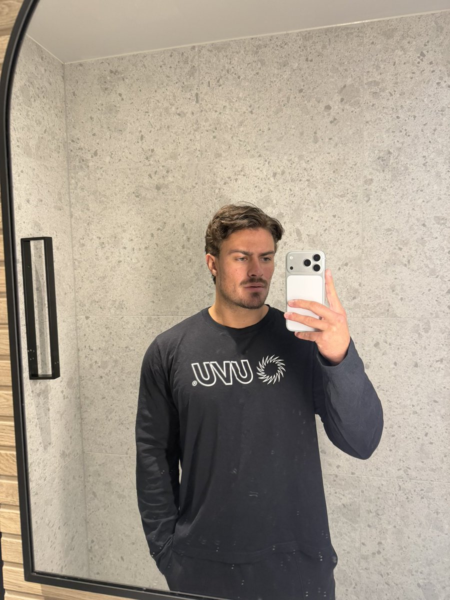 Juicy James 👑 tweet media