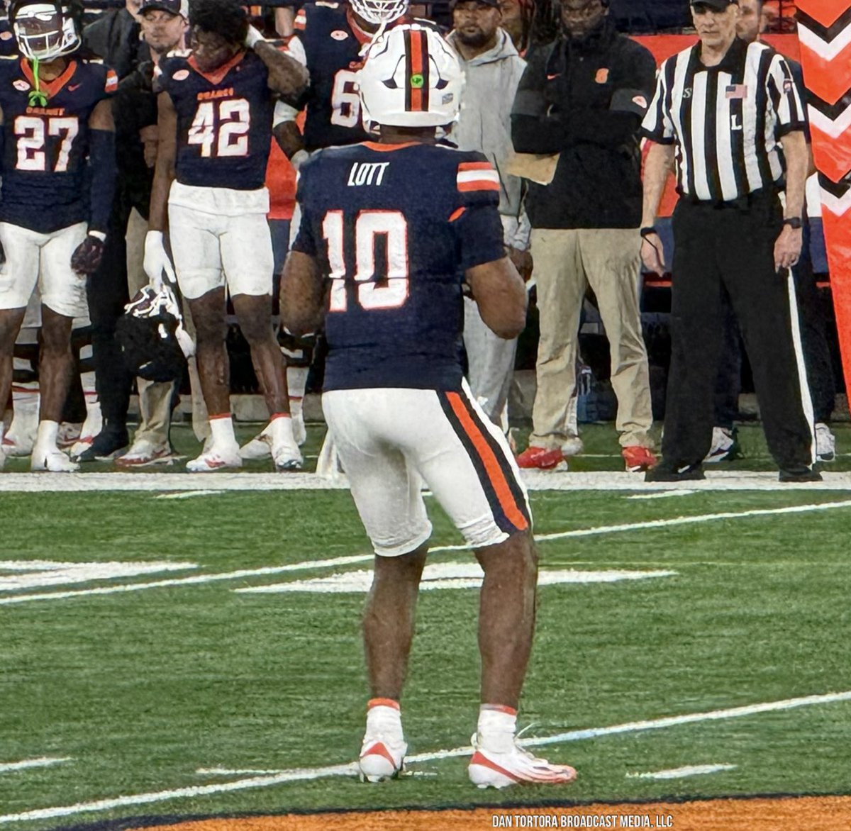 CallDT's tweet image. Syracuse Orange Newcomer true freshman QB Zaid Lott at the 2026 Spring Game 🍊🏈

Picture by Dan Tortora Broadcast Media, LLC

#Syracuse #CNY #collegefootball #Cuse #OrangeNation @lott_zaid
