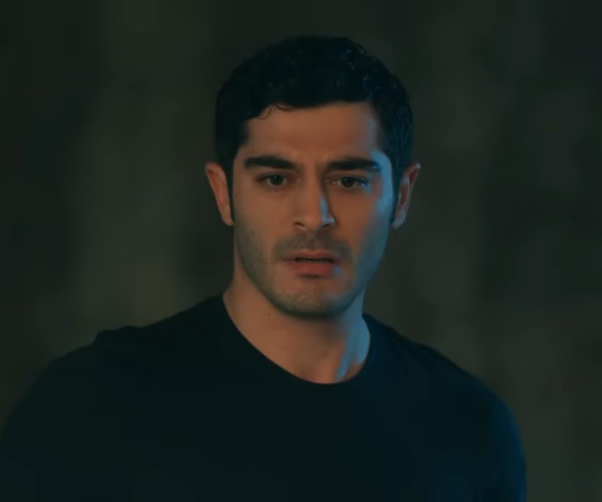 ross🤍 roschel era🦂 tweet media